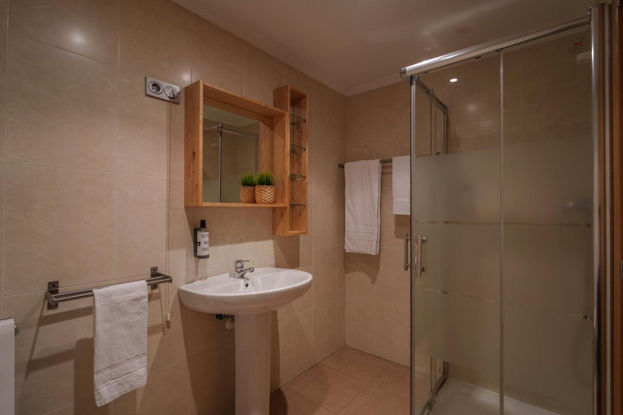 Bilbao Apartamentos Atxuri Bilbau Exterior foto